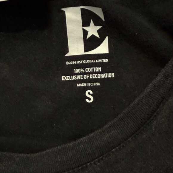 Elton John Rocket Man TShirt Vintage Style Black Graphic Tee Size S Flashback - Picture 4 of 10